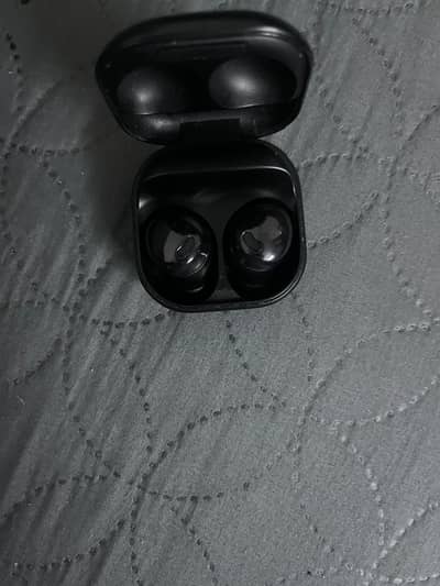 Samsung airbuds sound by akg original airbuds with guarantee