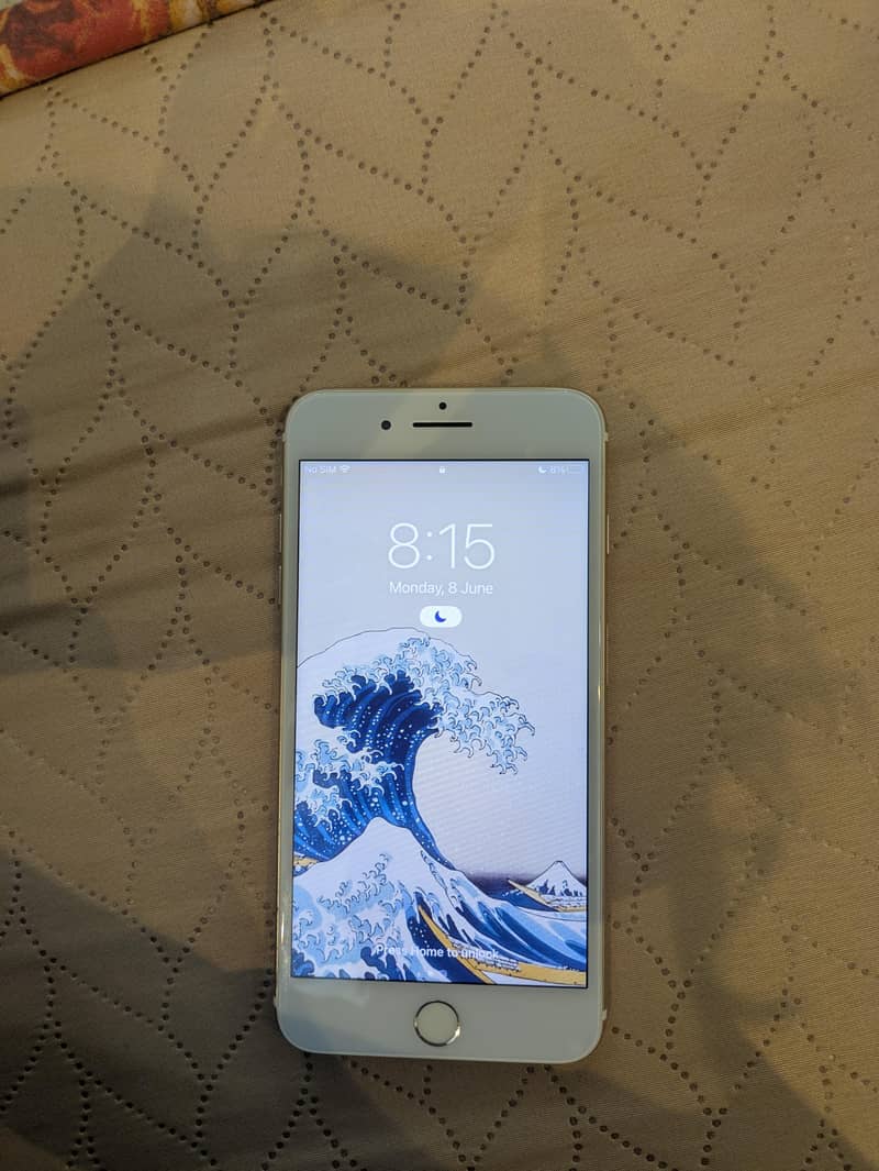 Apple iPhone 7 Plus 1