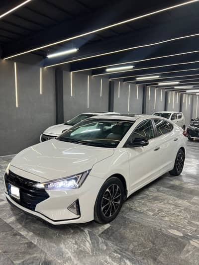 Hyundai Elantra 2021