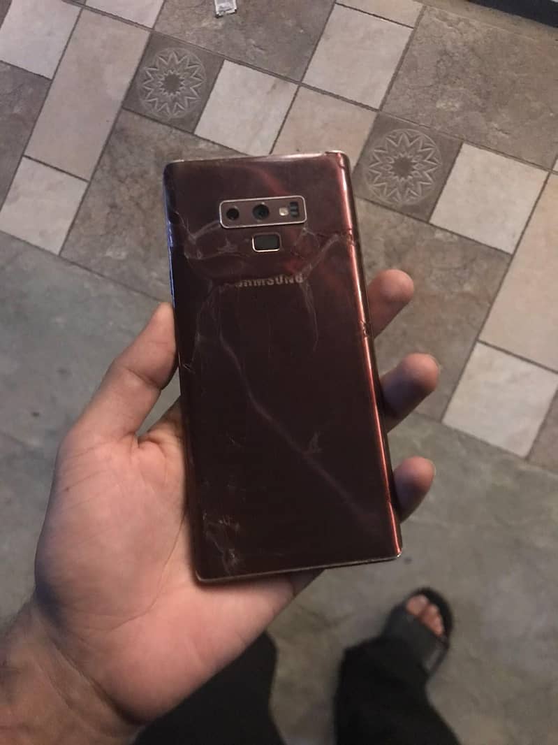 Samsung Mobile Note 9 1