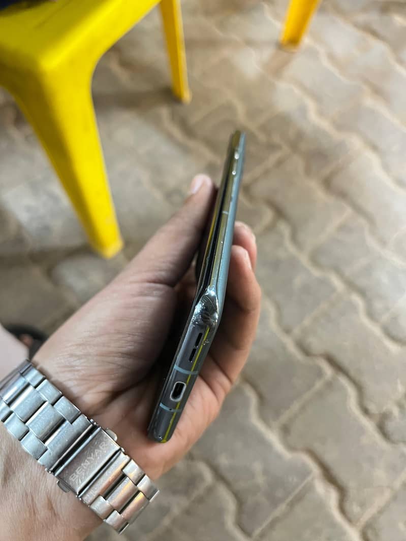 One Plus 9 Pro 4