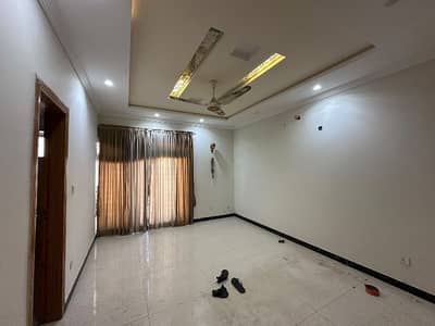 10 Marla Beautiful Designer Upper Portion For Rent