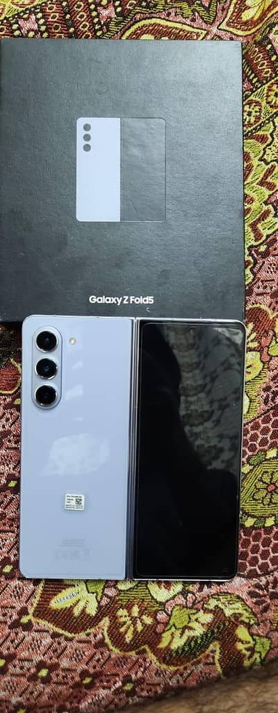 Samsung Mobile Z Fold 5