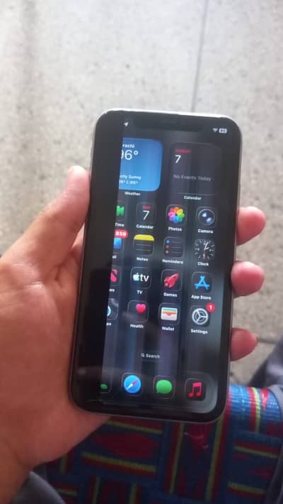 Apple iPhone 11