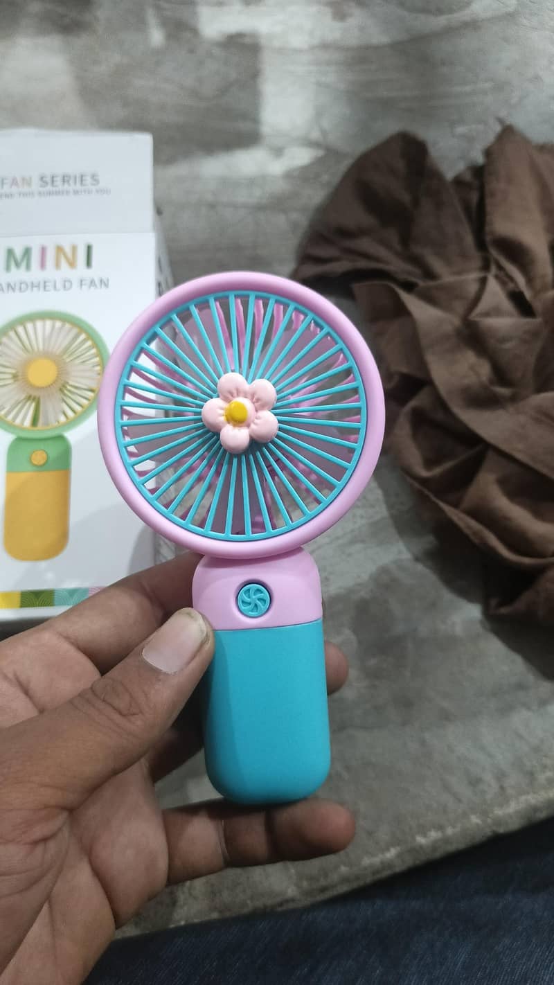 mini fan 1