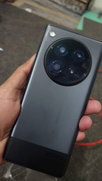 Infinix Zero 40