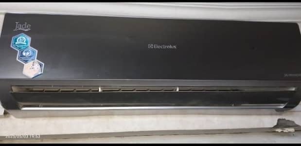 1.5 ton invertor ac contact 03211000054