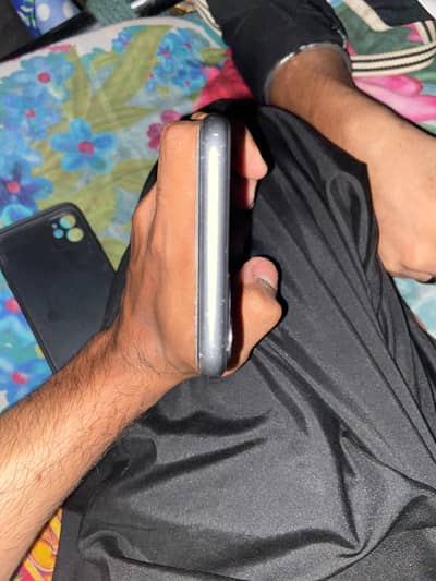 Apple iPhone 11 waterpack all okay hai