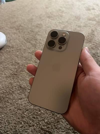 Apple iPhone 15 Pro Max
