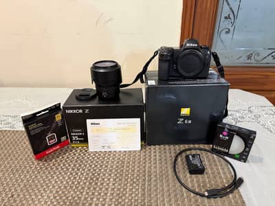 nikon z6 iii with lens and accessories
