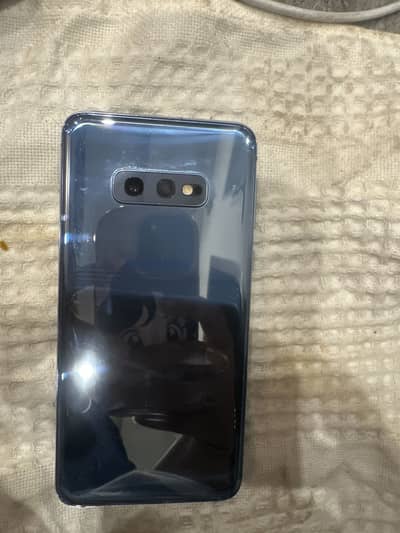 Samsung s10e