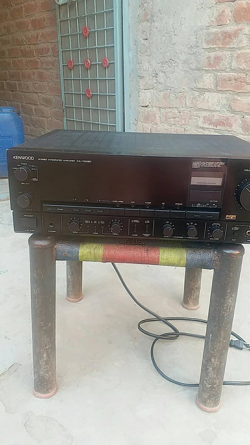amplifier 0
