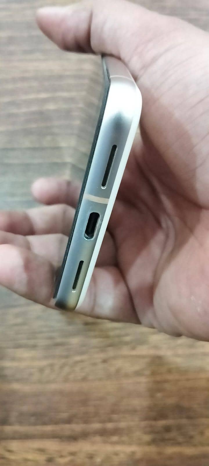 Google Pixel 8 1