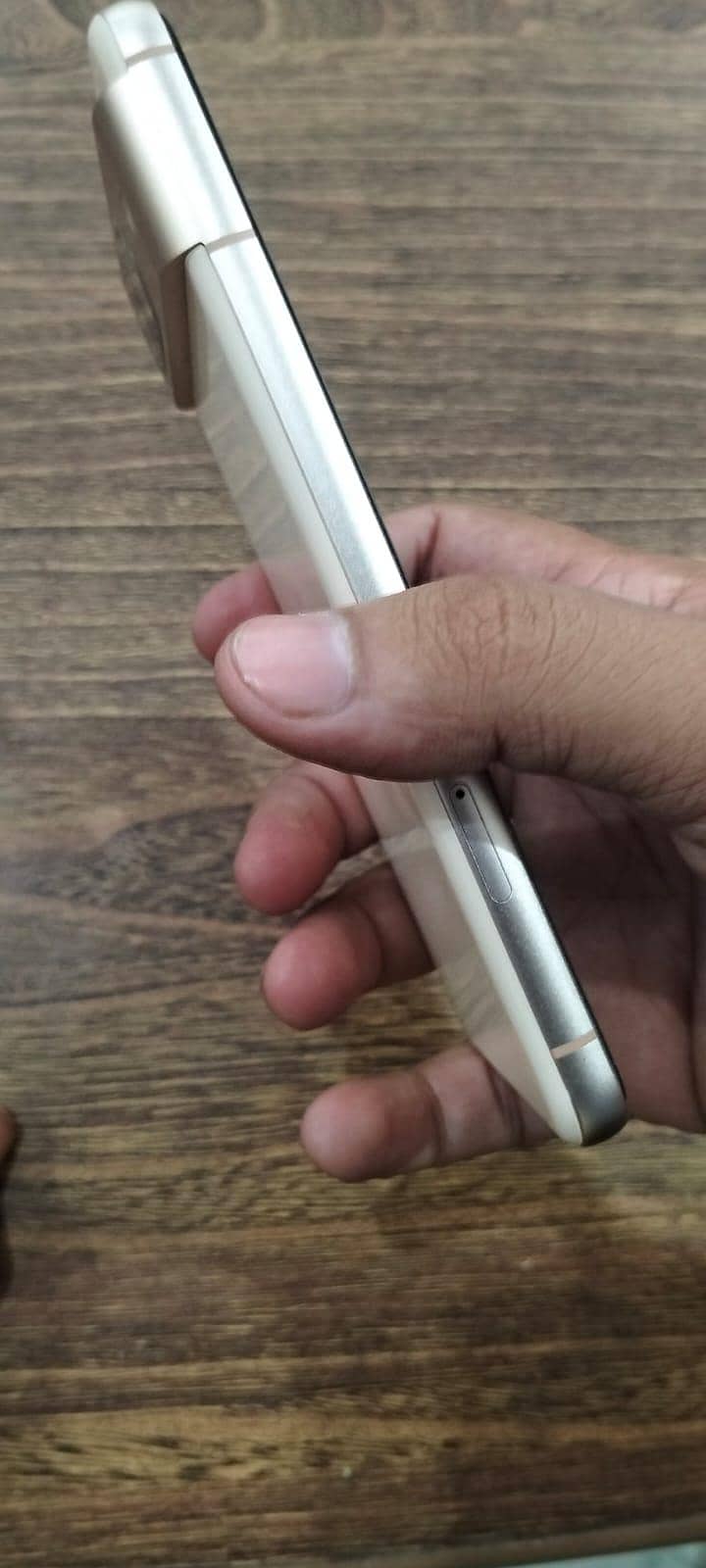 Google Pixel 8 2