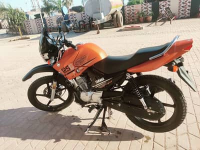 YBR G 3300 Kilo Meter Running