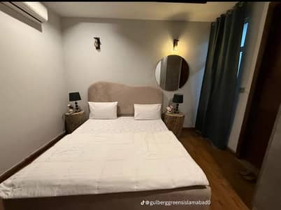Short time 1bed ROM full furnished apartments safe and scour 100%coupe allow