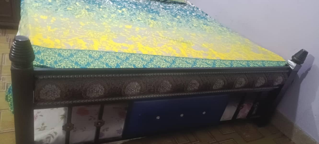 Double bed 1