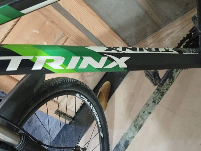 trinx cycle branded 8