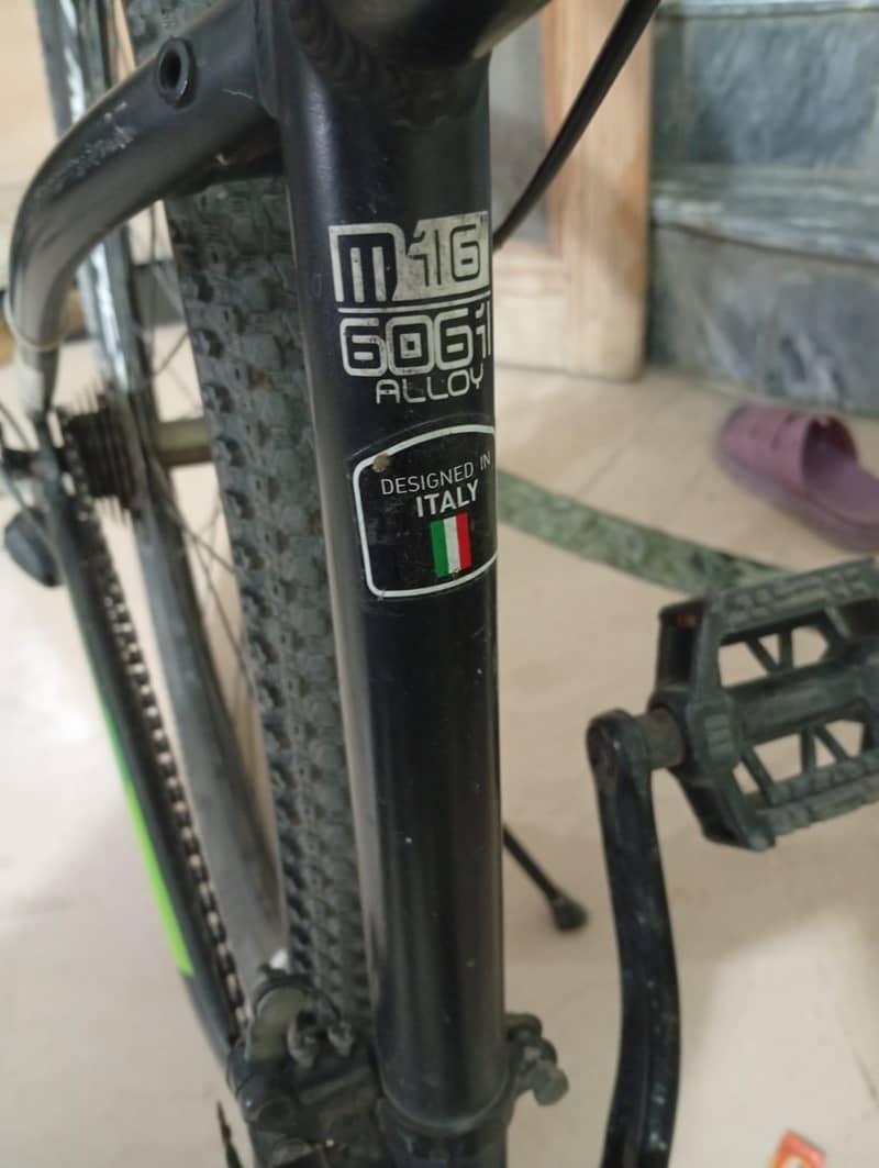 trinx cycle branded 10