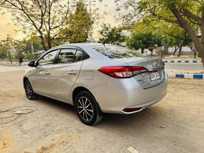Toyota Yaris Ativ 1.3 cvt 2022