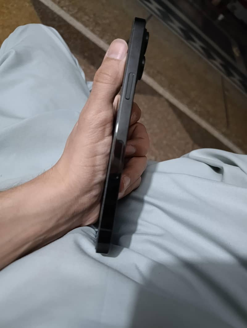 iPhone 14 Pro Max 1