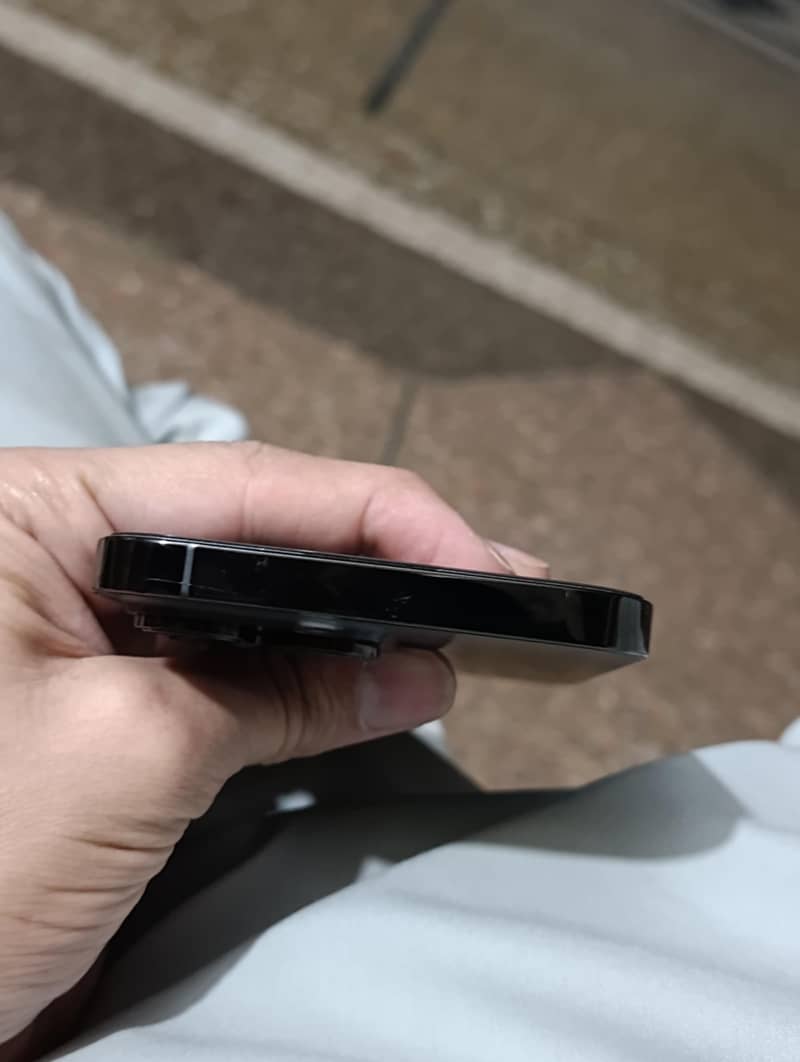 iPhone 14 Pro Max 5