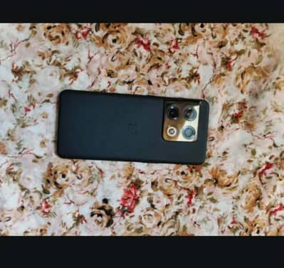 One Plus 10 Pro