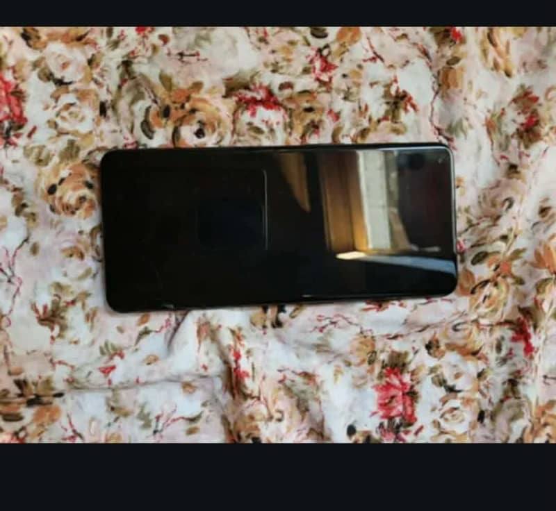 One Plus 10 Pro 1