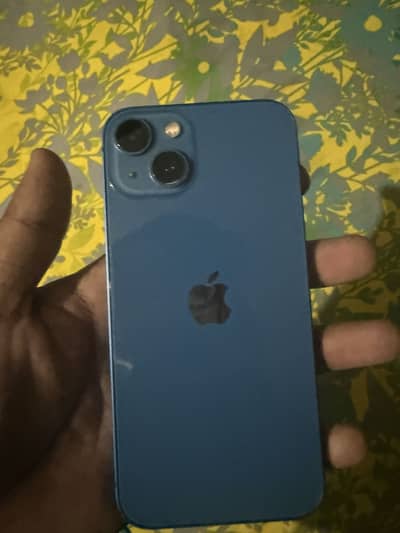 Apple iPhone 13