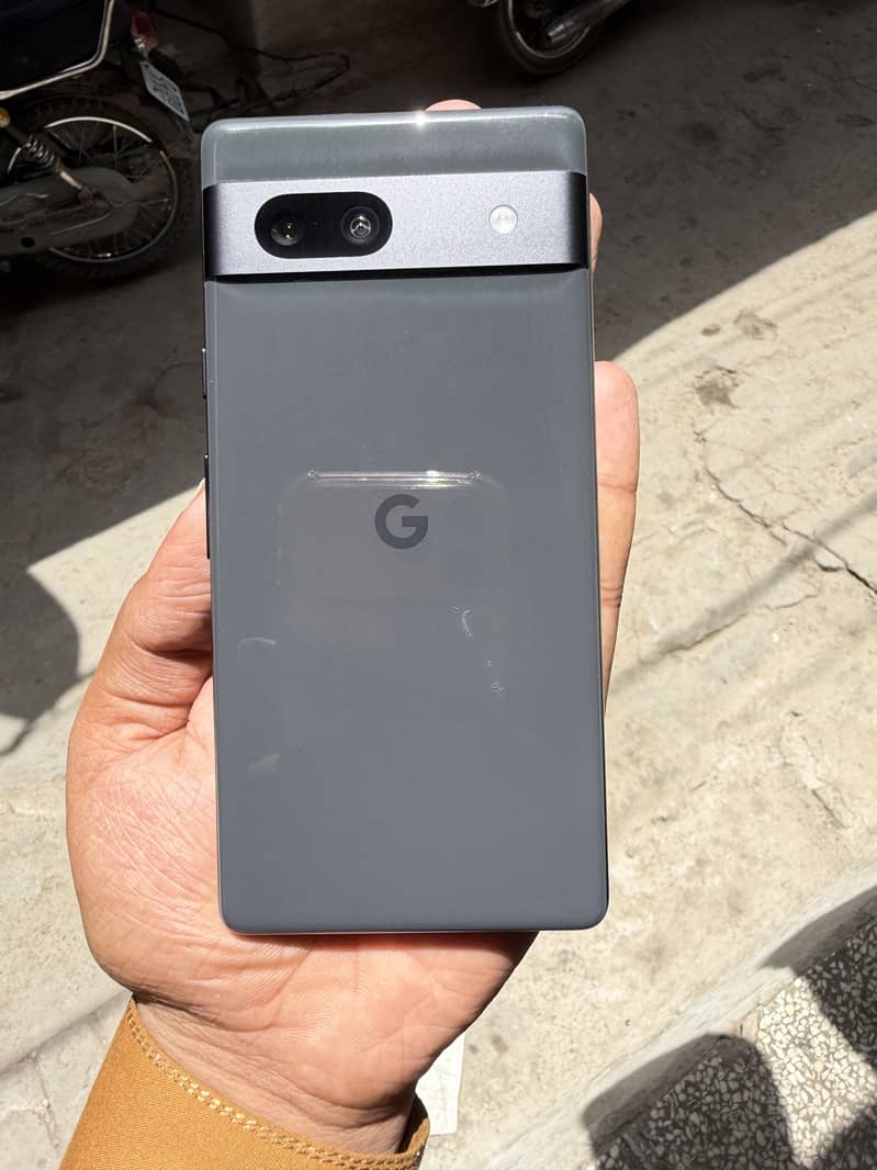 Google Pixel 7a 4