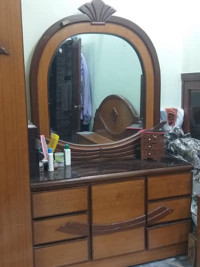 Bedroom set