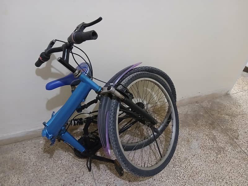 Foldable Double shock Cycle 1