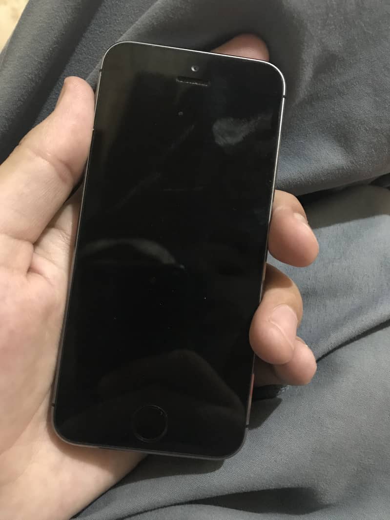 iPhone 5s No sim work 4