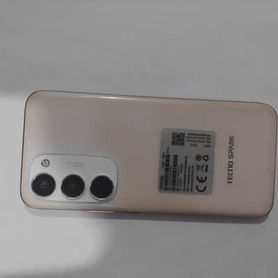 Techno Spatk 40 Pro plus for sale 8/256gb