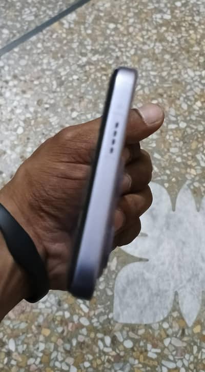 Infinix Hot 50i 6+4 /128GB