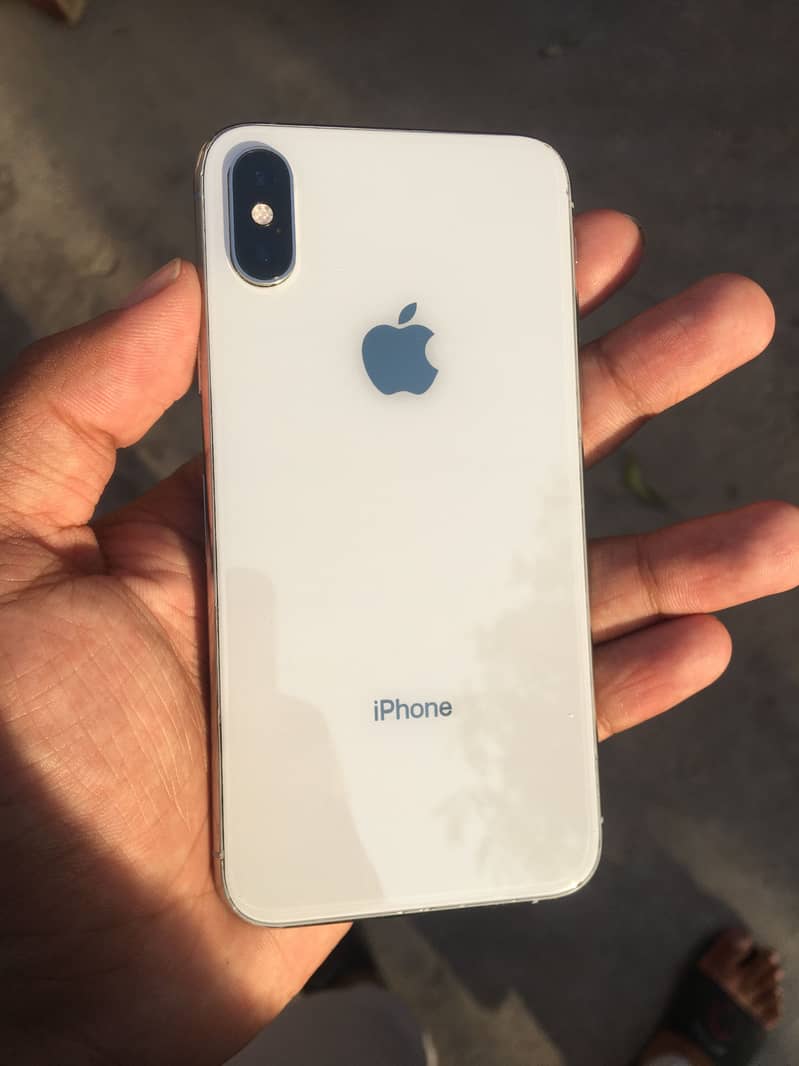 iPhone XS 0