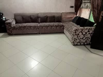 Used L- shaped ( 7 Seaters) sofa for sale