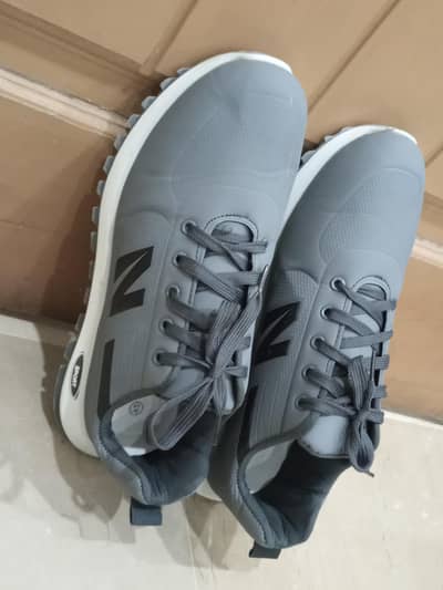 Imported Men's Grey Sports Shoes / Joggers. Size 45 – Like New