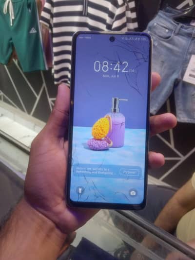 Infinix Hot 30 8gb 128 gb ha
