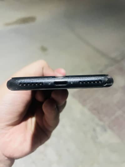 Apple iPhone SE