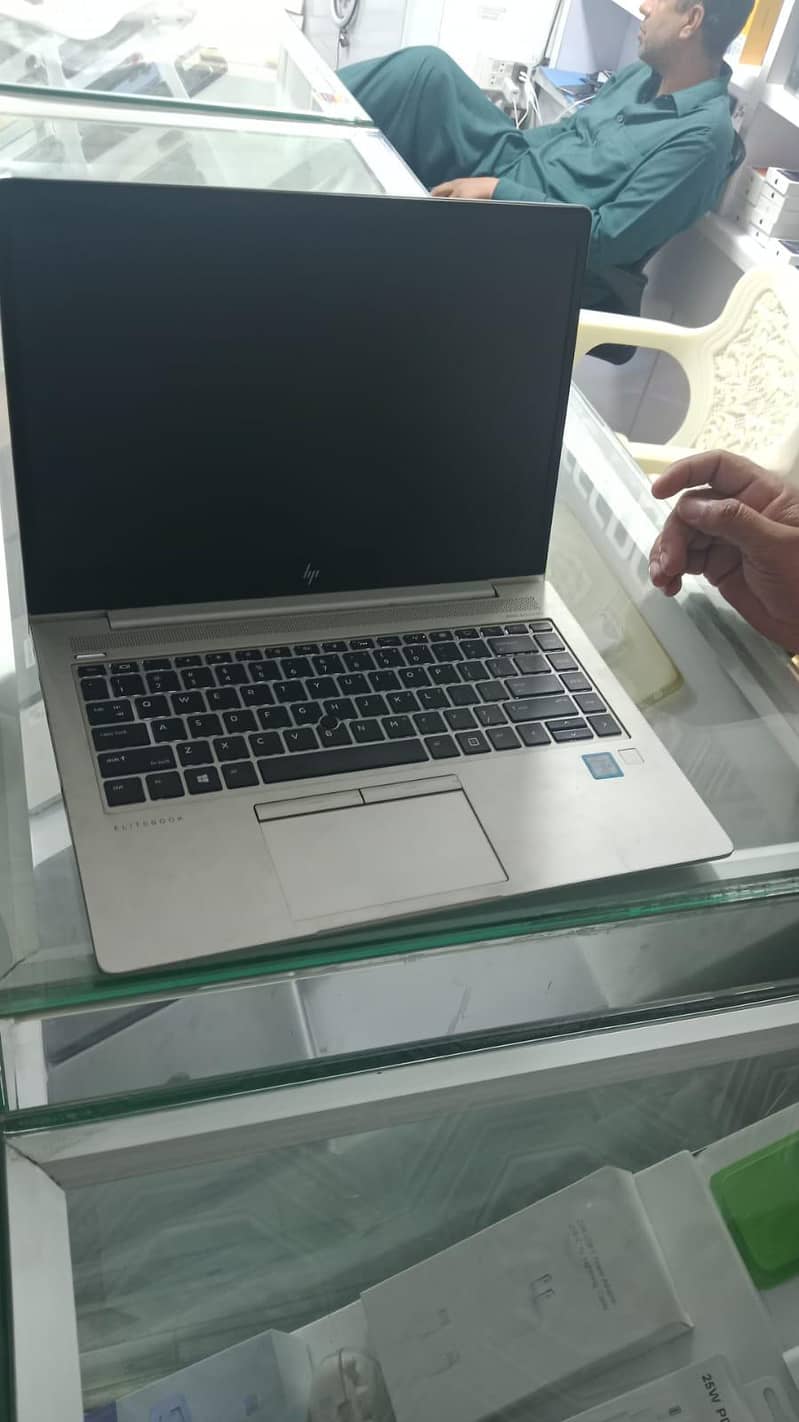 laptop 0