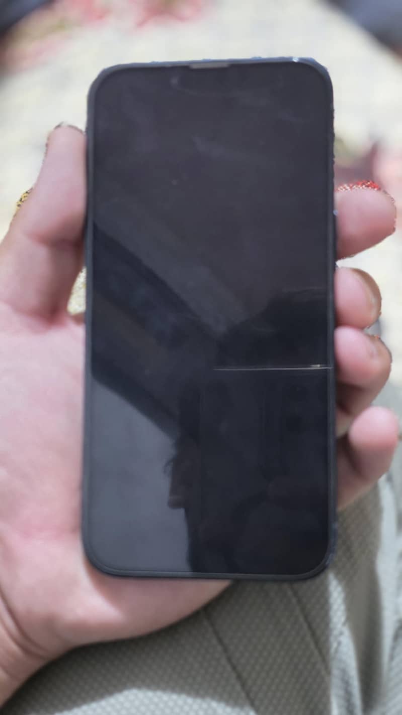 Apple iPhone 14 4