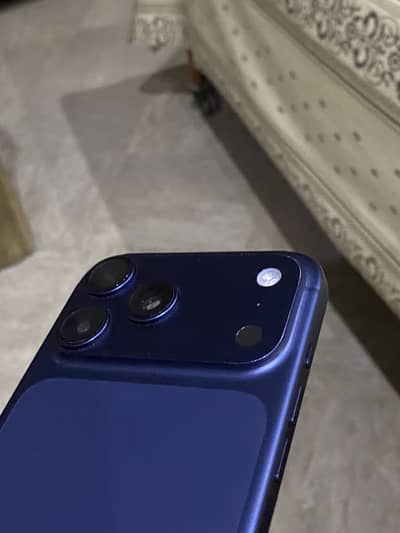 17 pro max 256 gb jv LLb modal 100 % battery health 70 battery cycle