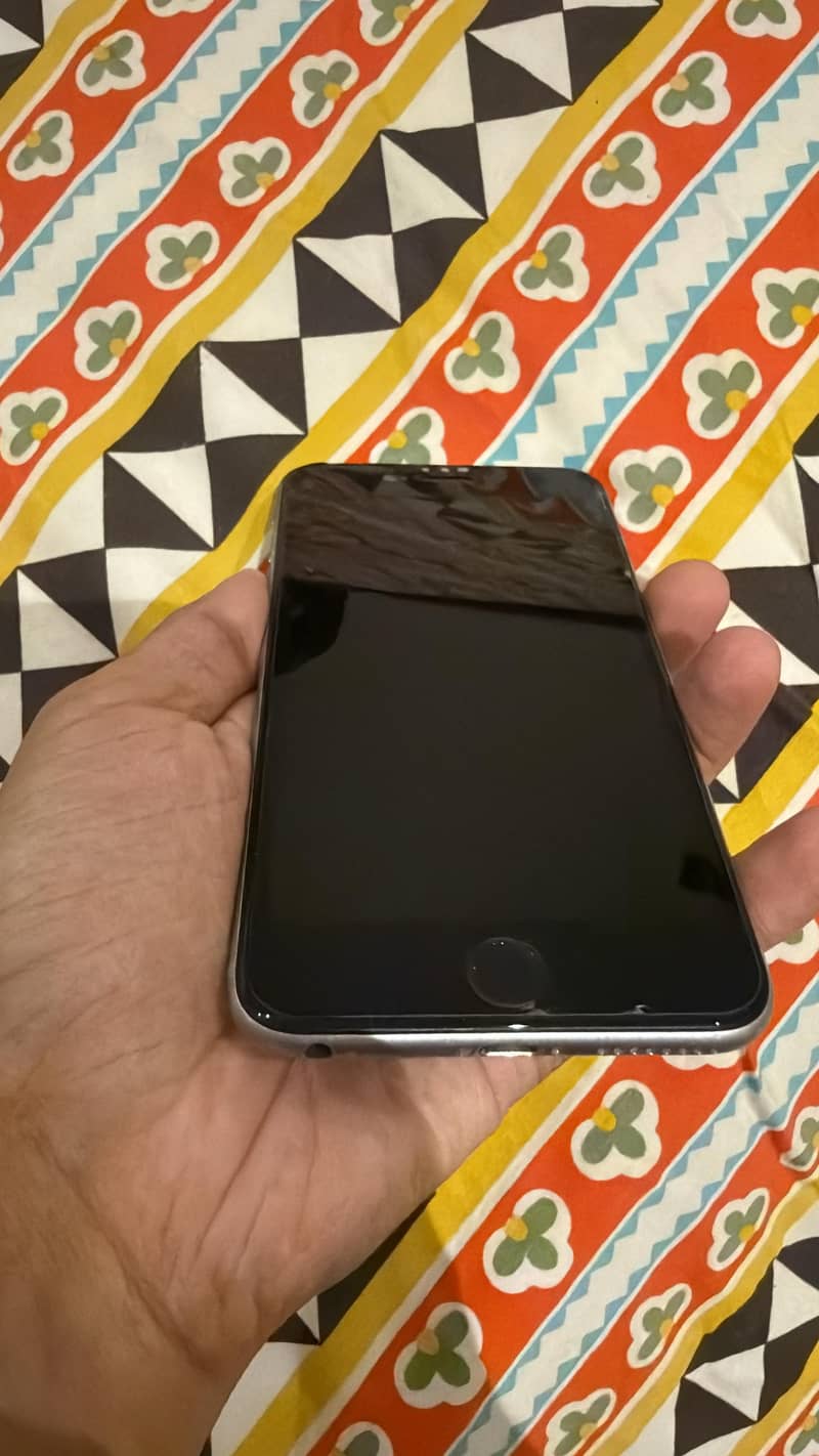 Apple iPhone 6S Plus 1