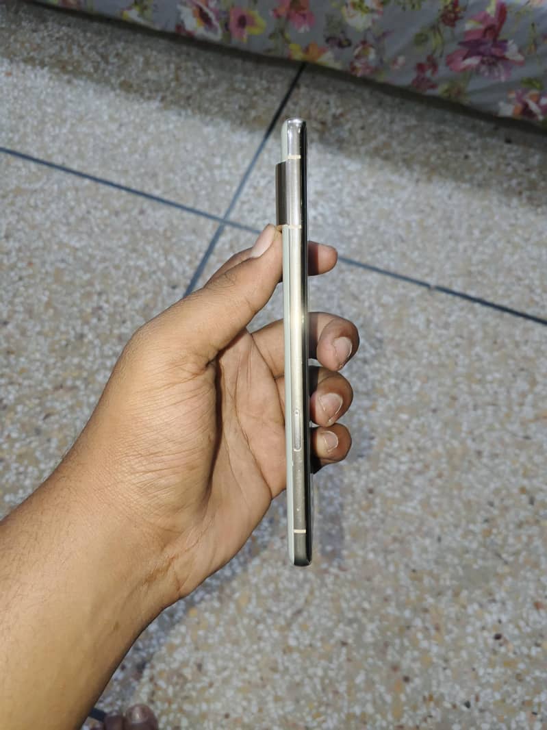 Google pixel 7 pro 2