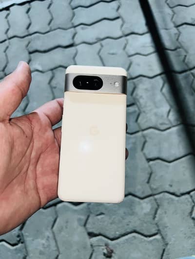 Google Pixel 8