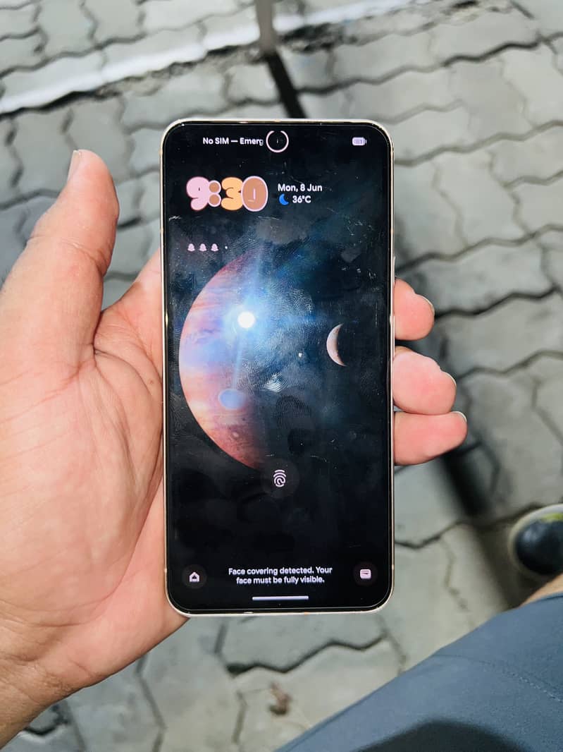 Google Pixel 8 2