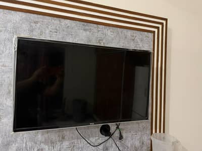 TCL32 inch LED Tv