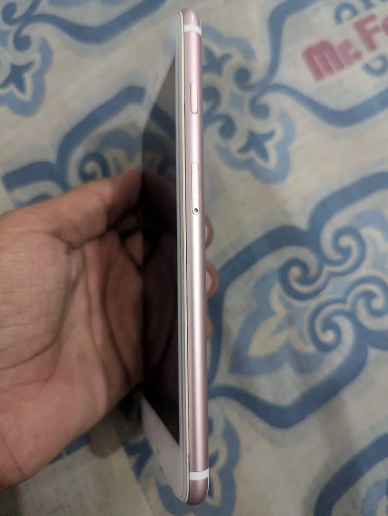 Apple iPhone 7 Plus 4