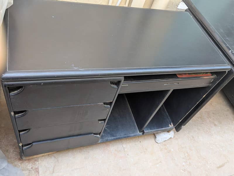 Computer/ Office Table 0